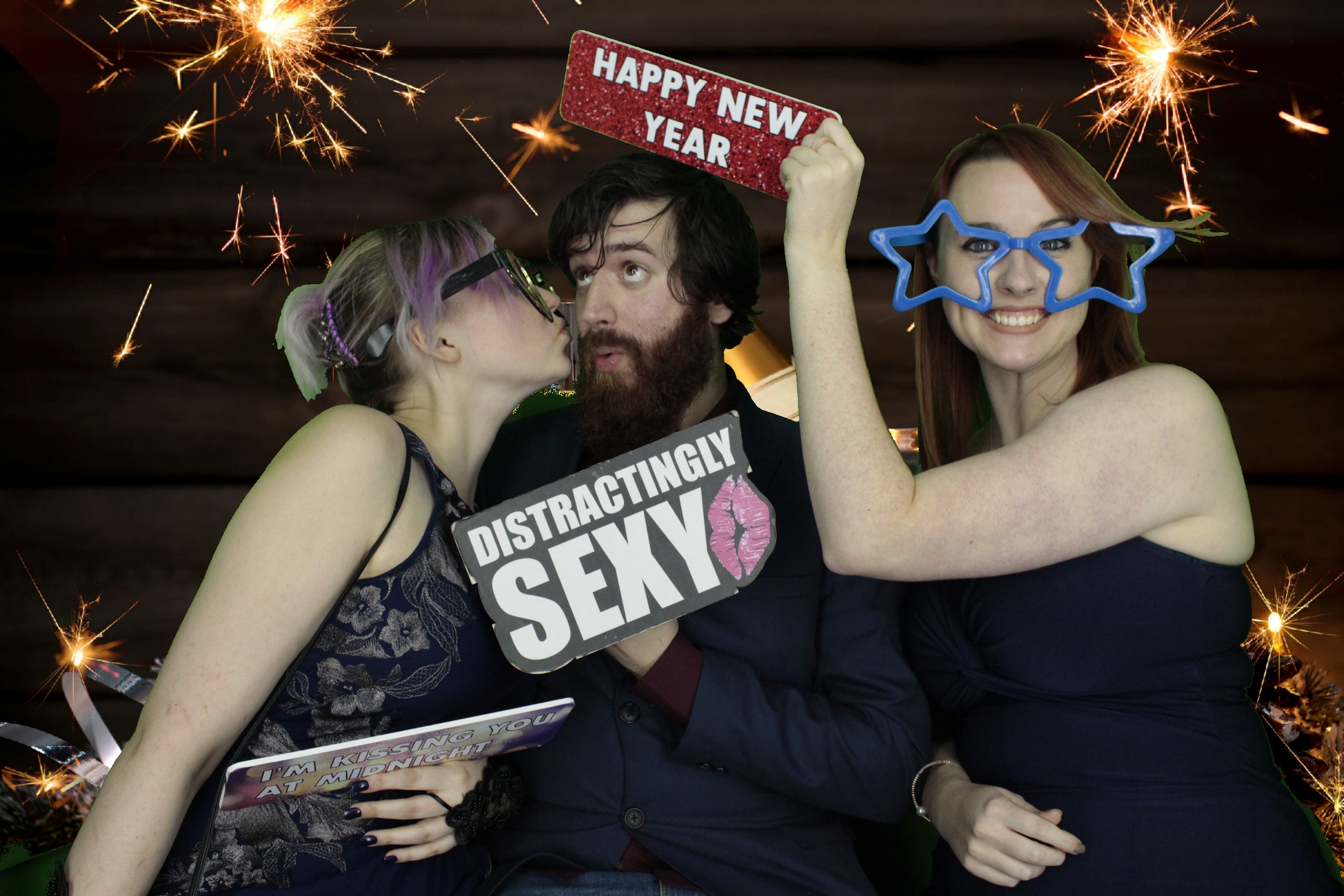 New Years Eve Party Silvermere | View more photos from the event at gallery.myphotoboothexperience.co.uk/u/MyPhotoBoothExperienceLtd/New-Years-Eve-Party-Silvermere